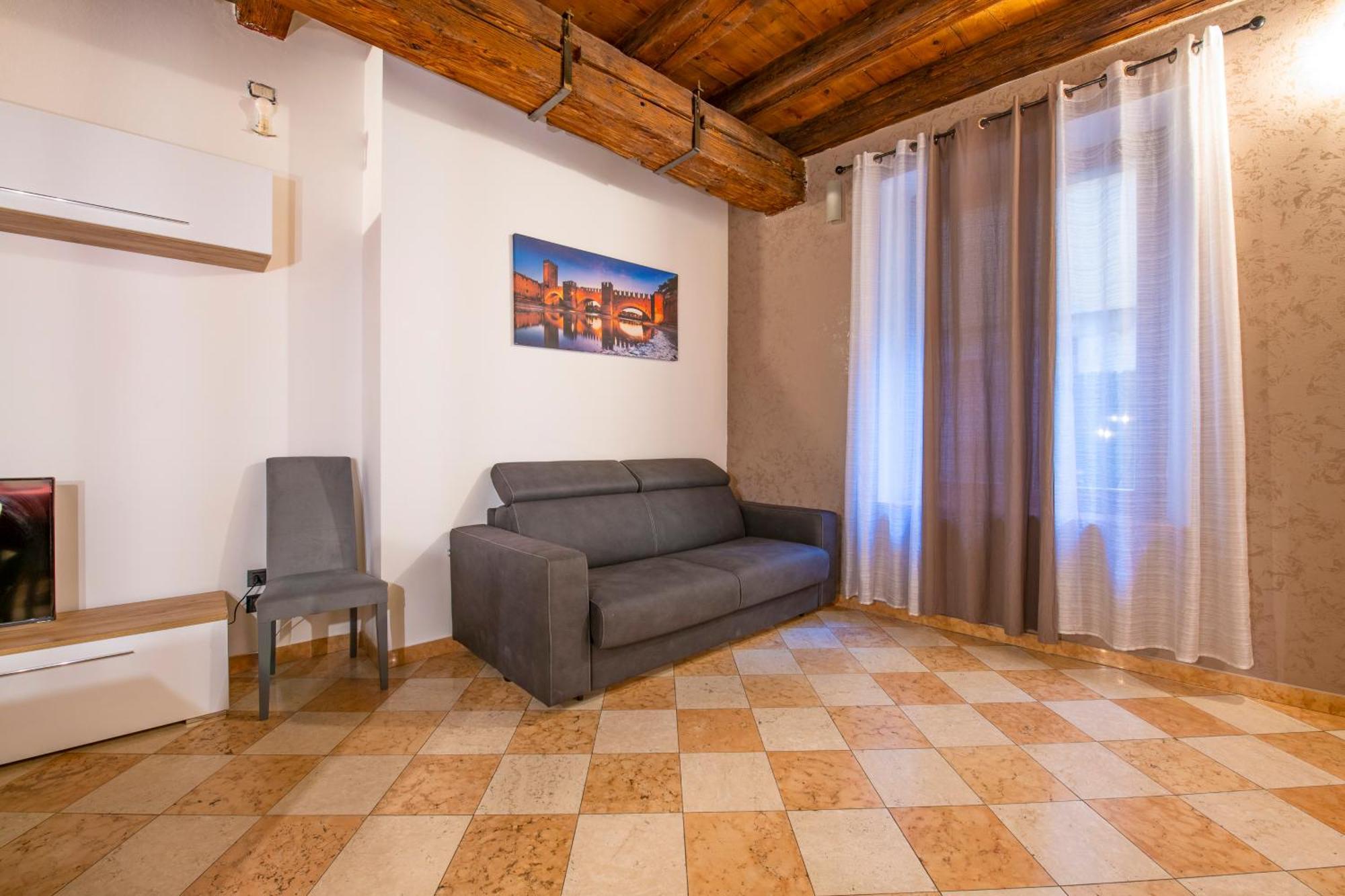 Palace Home Mazzini Verona Center 1 Exteriör bild